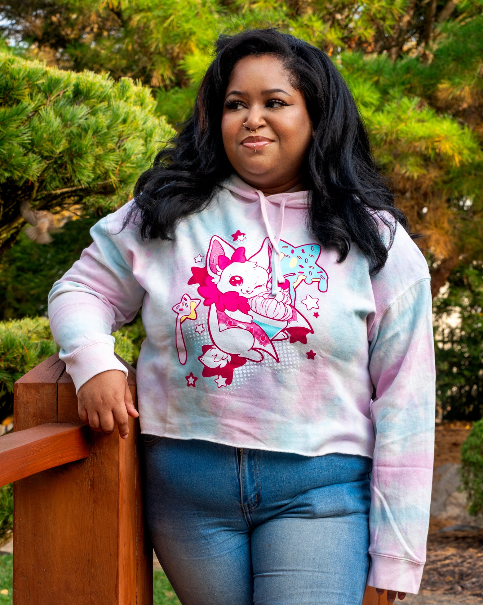 Leila Women's Cropped Hoodie1