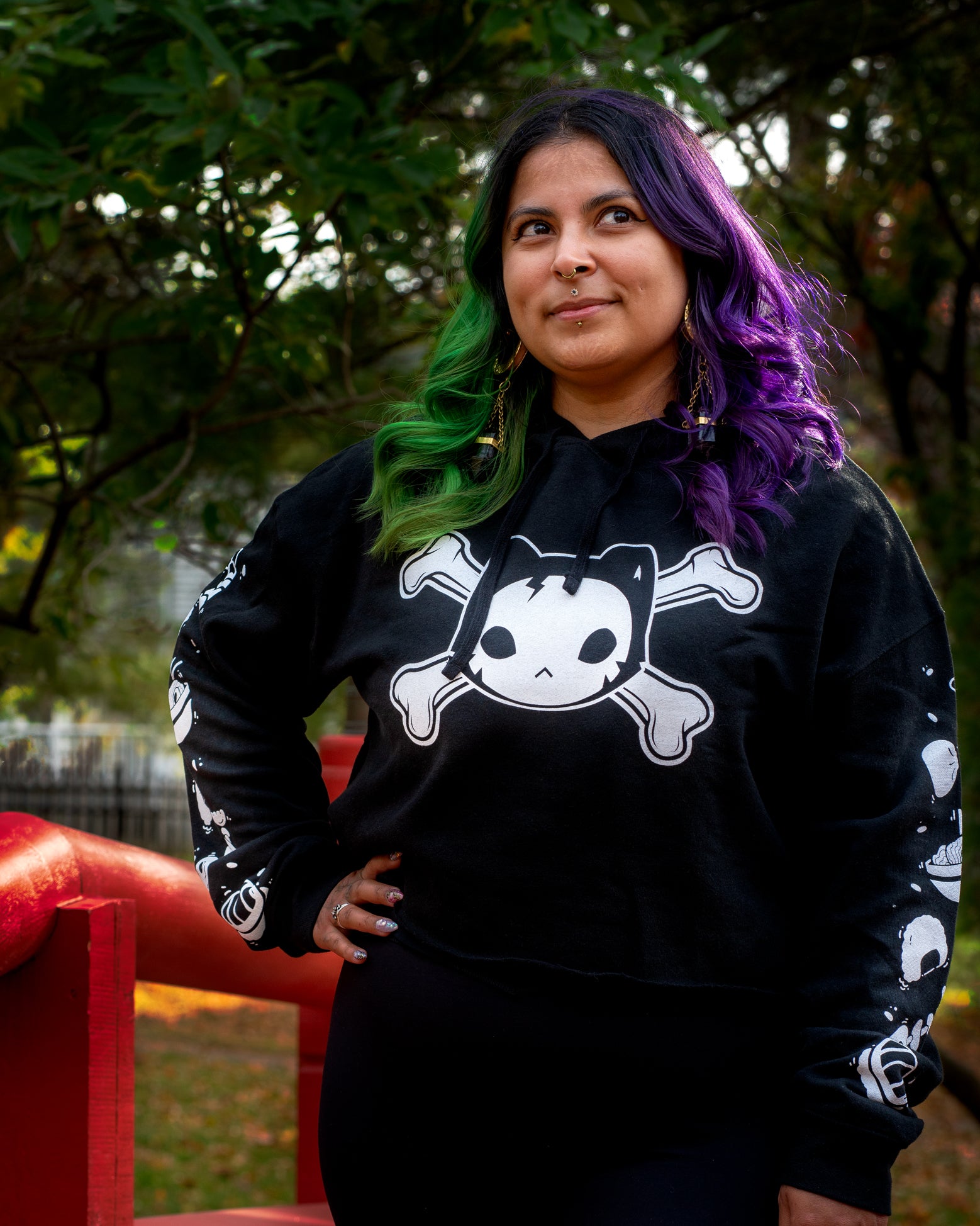 Pirate Lucy Women's Cropped Hoodie